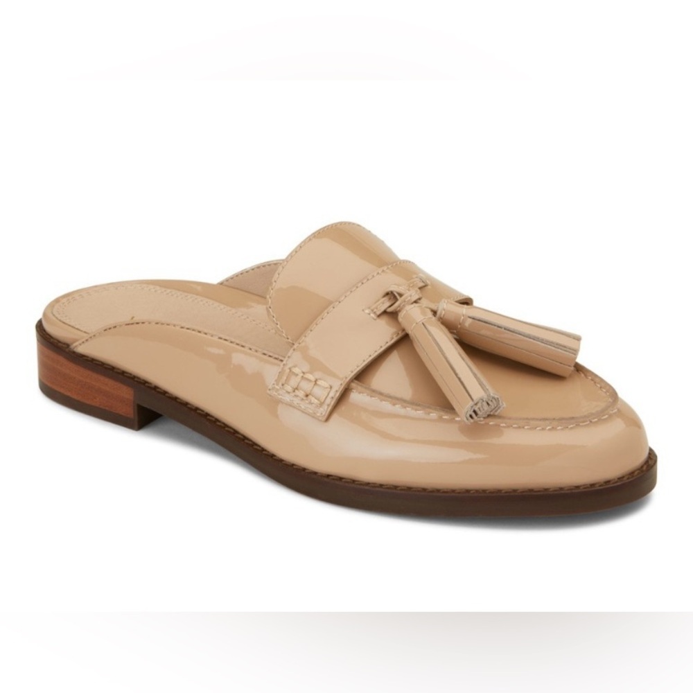 New Vionic Beige Patent Leather Reagan Slip On Mule Clog Tassels Loafer Size 6.5